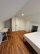1133 E Henry St in Savannah, GA - Building Photo