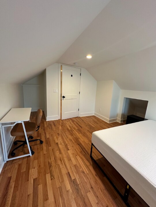 1133 E Henry St in Savannah, GA - Building Photo