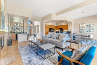 701 Indian Ridge Dr in Palm Desert, CA - Building Photo - Building Photo