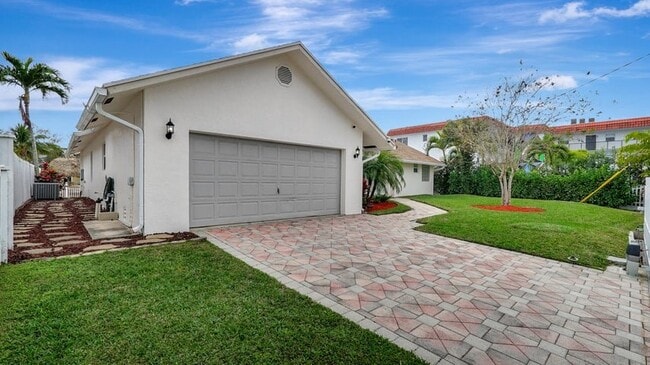 1412 NE 53rd Ct in Fort Lauderdale, FL - Building Photo - Building Photo