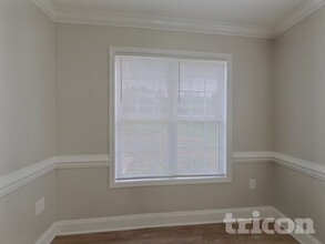 556 Scarlet Leaf Ln. in Oakboro, NC - Foto de edificio - Building Photo