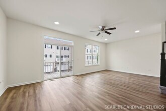 169 Lakeshore Dr in Oswego, IL - Building Photo - Building Photo