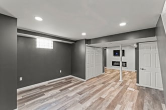 5360 California Ave in Bethel Park, PA - Building Photo - Building Photo
