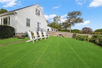 6 Cliff Terrace in Newport, RI - Building Photo - Building Photo