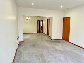 128 Madison Ave in Clifton, NJ - Building Photo - Building Photo