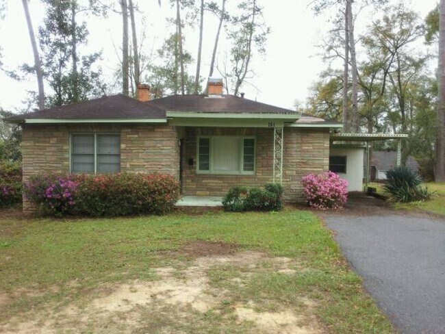 property at 201 Barbourville Dr