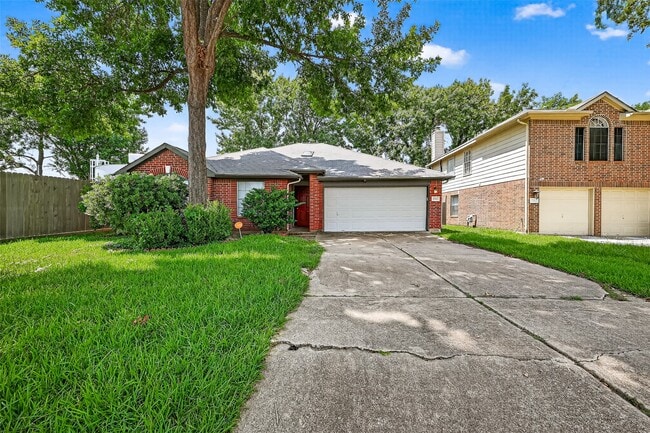 property at 17162 Summer Hollow Dr