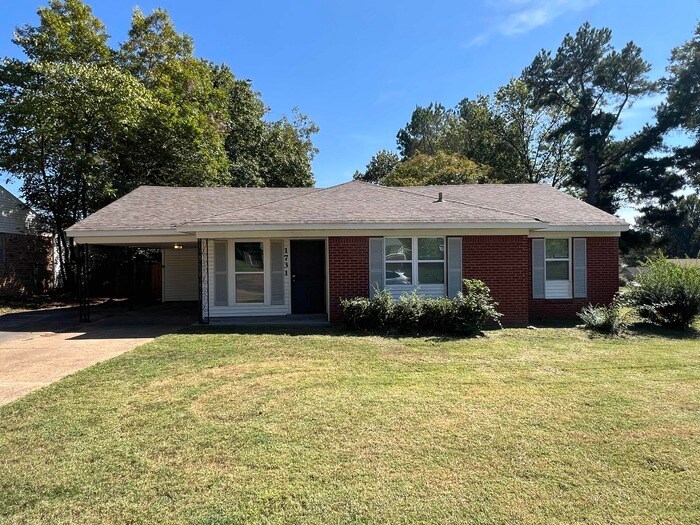 1731 Carla Cove in Southaven, MS - Building Photo