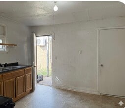 1921 Emerson Dr in Chattanooga, TN - Foto de edificio - Building Photo