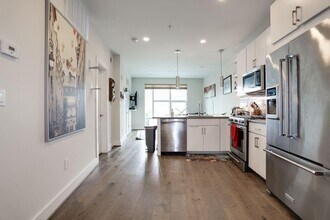 2337 Champlain St NW in Washington, DC - Building Photo - Building Photo