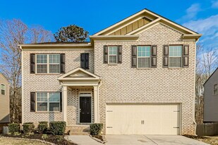 207 Shaker Hollow Dr in Mcdonough, GA - Building Photo