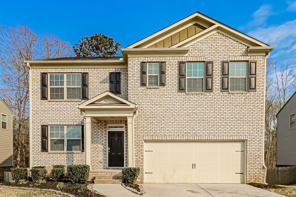 207 Shaker Hollow Dr in Mcdonough, GA - Building Photo