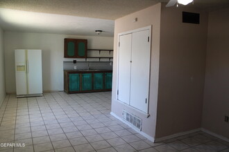 1368 Reid Rd in Socorro, TX - Building Photo - Building Photo