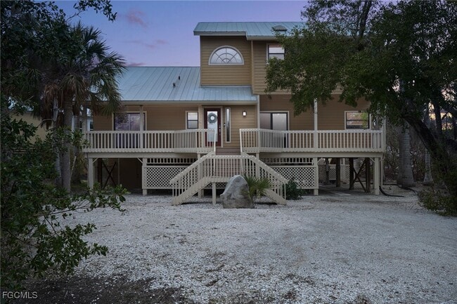 property at 1241 Junonia St