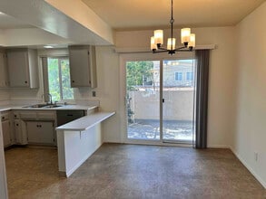 210 S Illinois St in Anaheim, CA - Building Photo - Building Photo