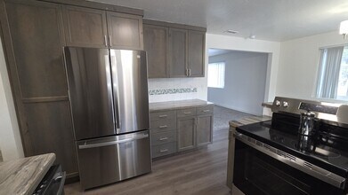 2118 S Roosevelt St in Boise, ID - Foto de edificio - Building Photo