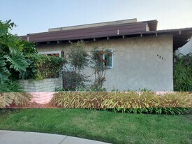 4239 Hilaria Way, Unit Hilaria Way Property in Newport Beach, CA - Building Photo