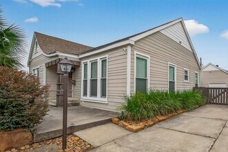 717 W 30th St in Houston, TX - Building Photo - Building Photo