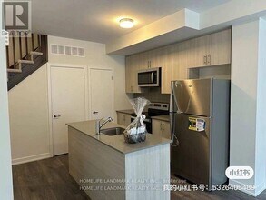 3538 Colonial Dr in Mississauga, ON - Building Photo - Building Photo