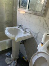 1009 E 229th St in Bronx, NY - Building Photo - Building Photo