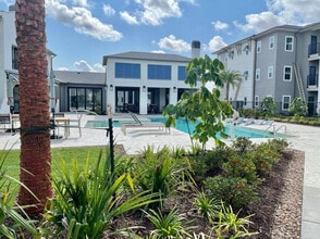 Sugar Mill Villas in Youngsville, LA - Foto de edificio - Building Photo