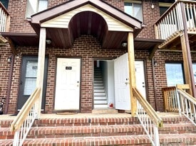 4706 Boice Dr in North Brunswick, NJ - Building Photo