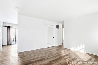 829 Washington St in Woodstock, IL - Building Photo - Building Photo