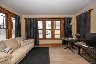 98 E Delavan Ave in Buffalo, NY - Building Photo - Building Photo