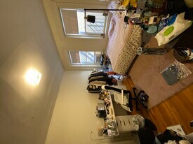 1350 Comm.Ave. Unit 8, Unit 8 in Boston, MA - Building Photo