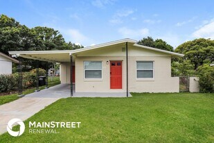 470 Sunnyview Cir in Orlando, FL - Building Photo