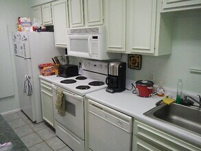 800 Mallery St, Unit VILLAGE GREEN in St. Simons Island, GA - Building Photo - Building Photo