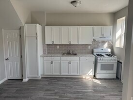 2111 Belair Rd in Baltimore, MD - Building Photo