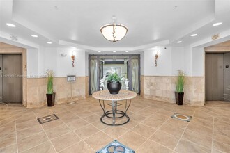 2925 NW 126th Ave, Unit 2231 in Sunrise, FL - Building Photo - Building Photo