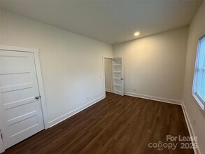 311 W Gold St in Kings Mountain, NC - Building Photo - Building Photo