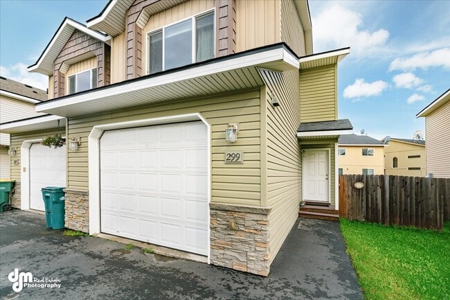 299 Skwentna Dr, Unit #14 in Anchorage, AK - Building Photo - Building Photo