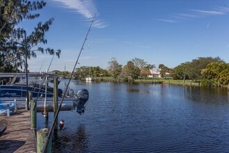 2421 SE N Lookout Blvd in Port St. Lucie, FL - Building Photo - Building Photo