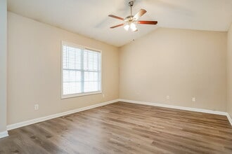 1256 Grovewood Dr, Unit 1221 in Clayton, NC - Building Photo - Building Photo