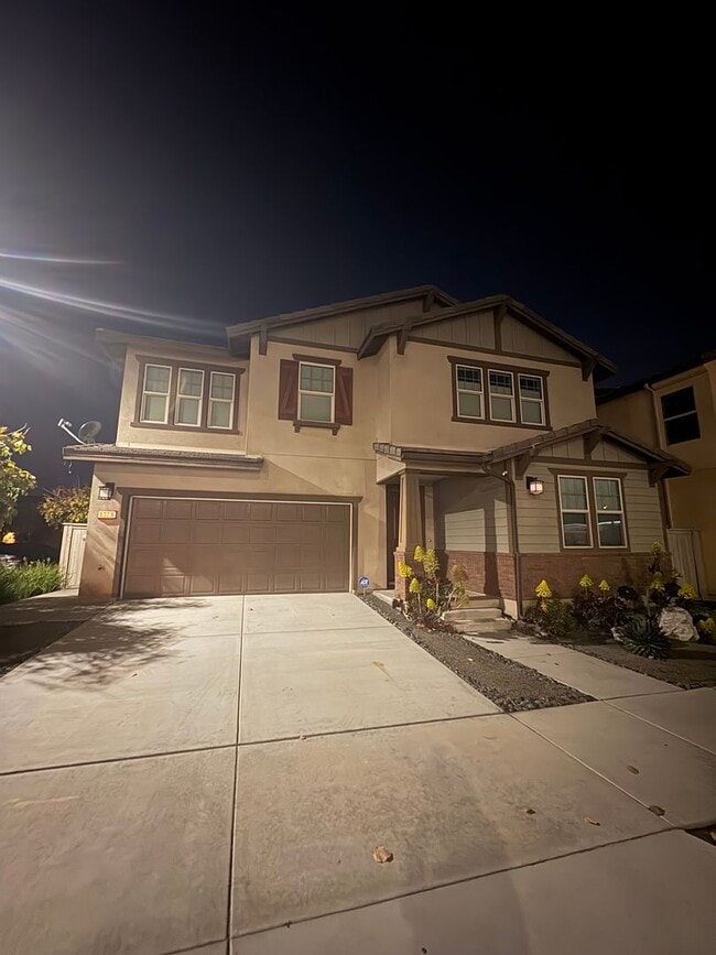 property at 1028 18th St