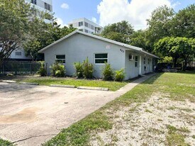 623 NW 3rd Ave in Fort Lauderdale, FL - Building Photo