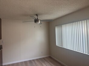 986 5th Ave in Chula Vista, CA - Building Photo - Building Photo