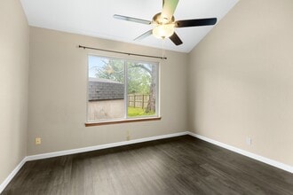 3105 S Maple Ave in Broken Arrow, OK - Foto de edificio - Building Photo
