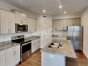 5080 Mountain Springs Rd in Nashville, TN - Building Photo - Building Photo