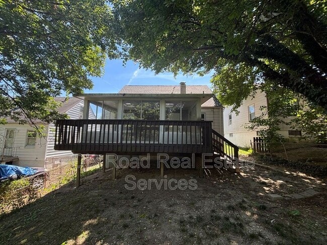 1862 Ashbrook Dr in Cincinnati, OH - Building Photo - Building Photo