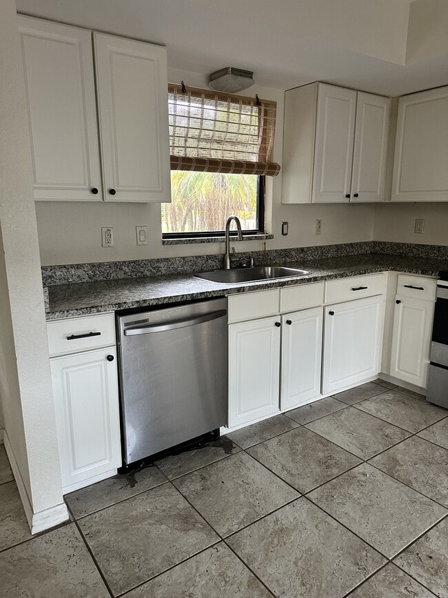 6658 Chadron Ct in Lakeland, FL - Building Photo - Building Photo