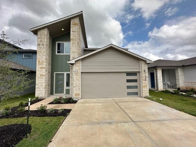 548 Wilshire Rd in San Marcos, TX - Building Photo