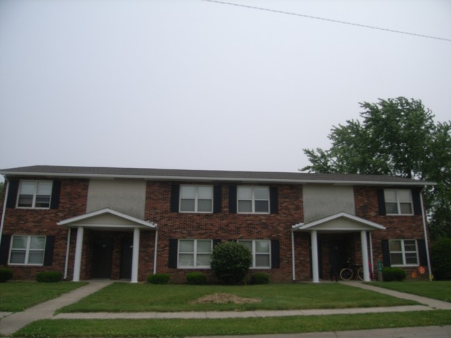 Farmview Apartments in Celina, OH - Building Photo - Building Photo