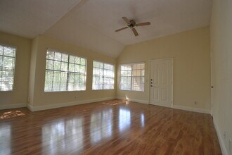 340 Forestway Cir in Altamonte Springs, FL - Building Photo - Building Photo