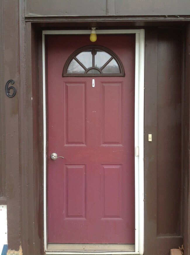 4 Main St Apartments and Nearby New Lebanon Apartments For Rent New