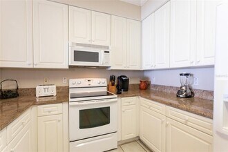 60 Surfview Dr in Palm Coast, FL - Building Photo - Building Photo