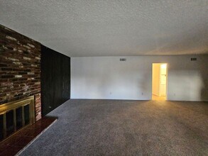 10609 Jimenez St in Los Angeles, CA - Building Photo - Building Photo